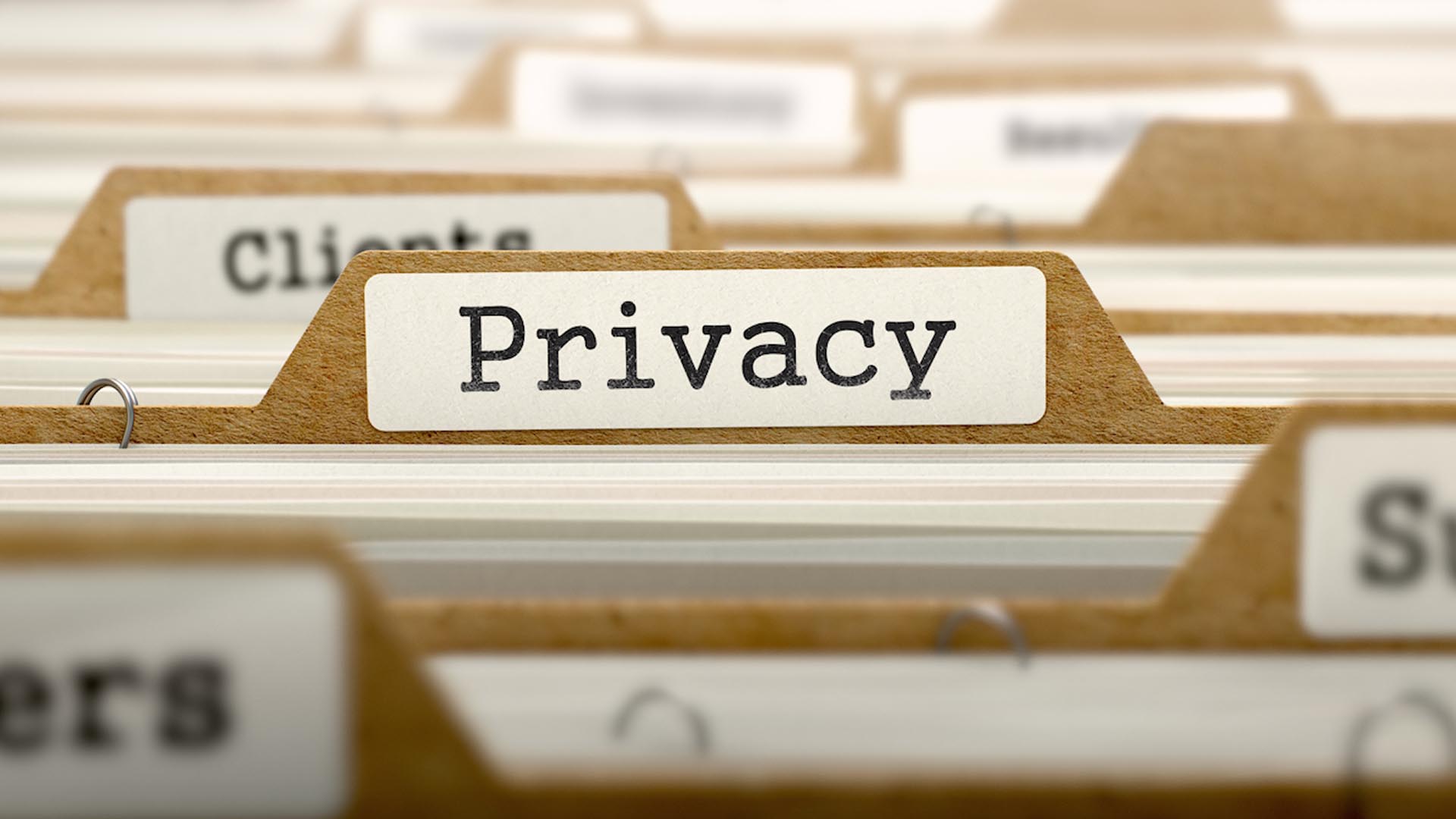 Conservazione dei dati e diritto all’obblio curation