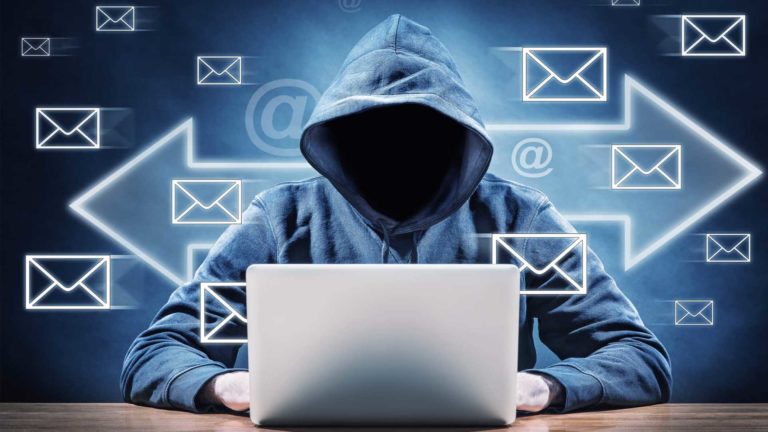 Attacchi via e-mail news analysis