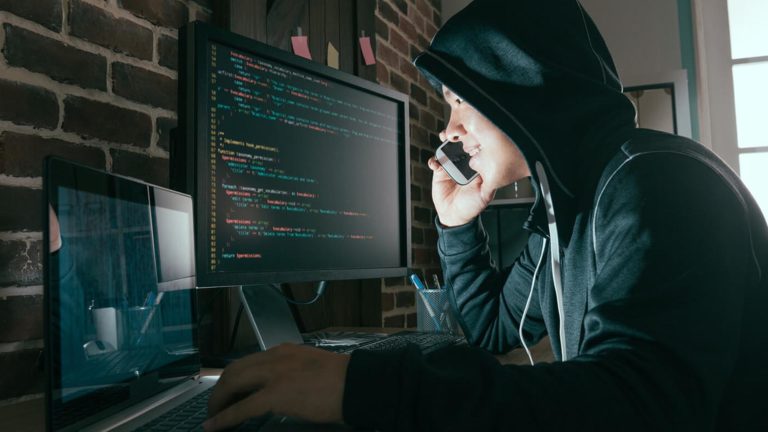 Technical support scam: come funziona e come riconoscere la truffa dei finti help desk