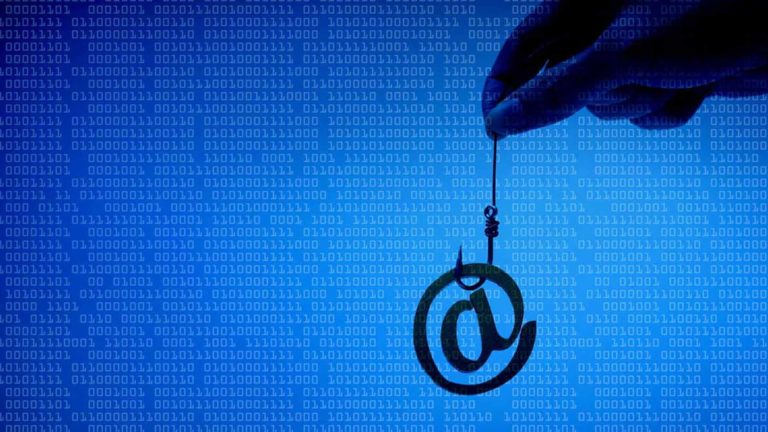 e-mail Direttore Agenzia Entrate news analysis