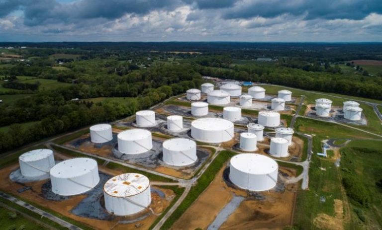 Se un ransomware minaccia gli equilibri del petrolio: la nostra fragilità ci può costare carissima