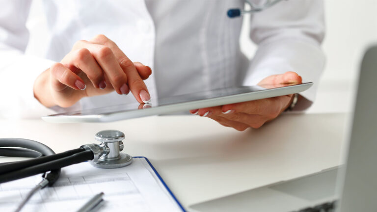 Impresa e privacy: come trattare i dati sanitari dei lavoratori dipendenti ed evitare pesanti sanzioni