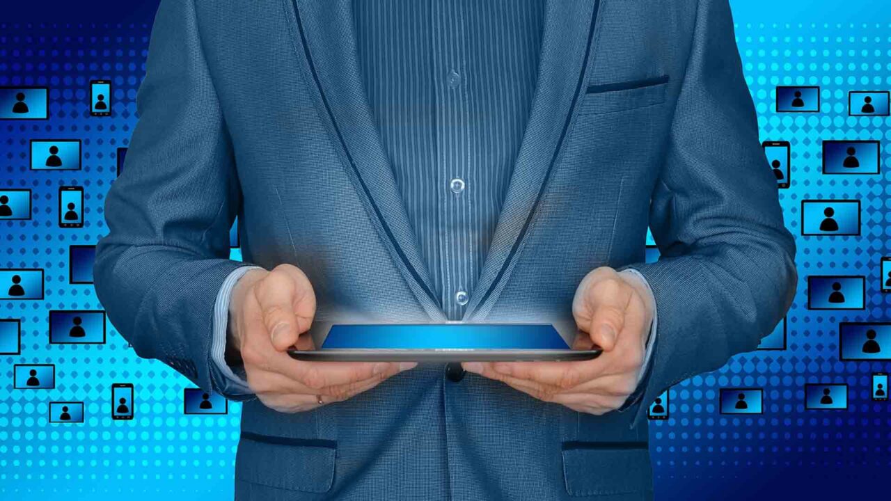 Ciclo di vita del dato cos'è; Il ciclo di vita digitale: perché CRA e AI Act cambiano la compliance