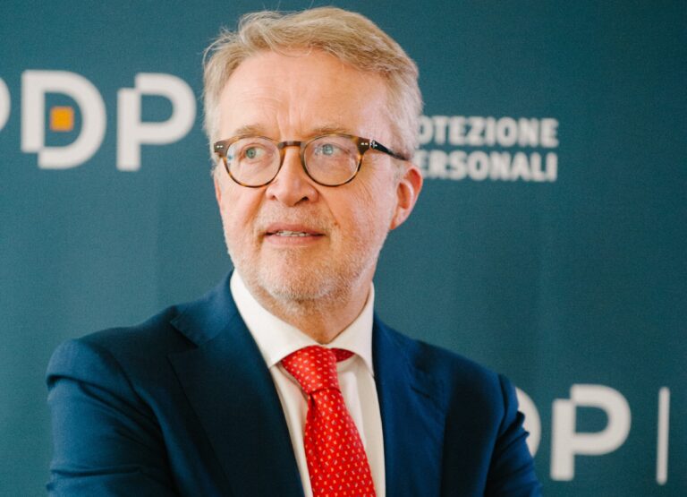 Ghiglia: "Ma quale blocco all'innovazione, regolare l'AI è un dovere"