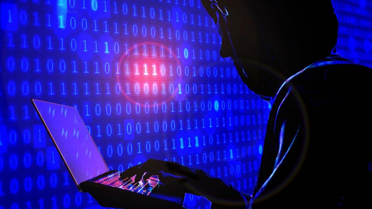 Spyware Pegasus tecnica iShutdown; Phineas Fisher non è un Robin Hood digitale: ha svelato il mercato opaco dello spyware, ma ecco i rischi del suo cyber attivismo per gli Stati