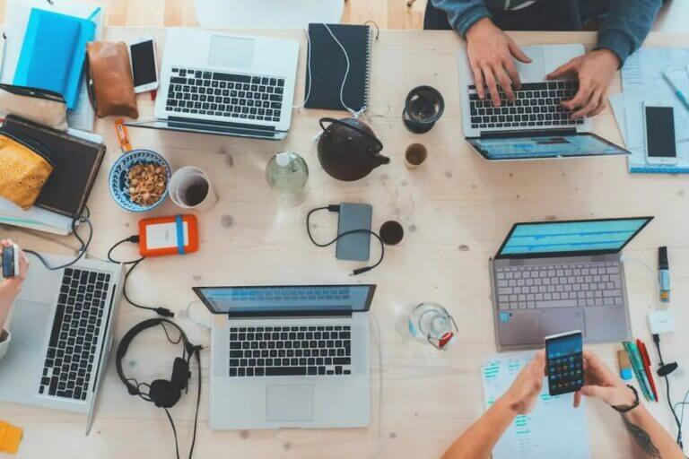 Leggi l'articolo Sicurezza dei dati, data protection e “forma finita”: una (non) lezione di Gio Ponti per la formazione cyber
