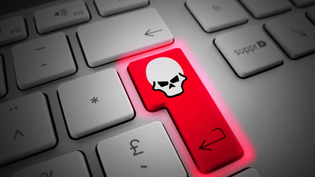 HexStrike AI è l'esempio di come le tecnologie per la cyber difesa possano essere usate anche dai criminali; Attacchi AI: gli hacker dell'intelligenza artificiale stanno per superare gli esseri umani