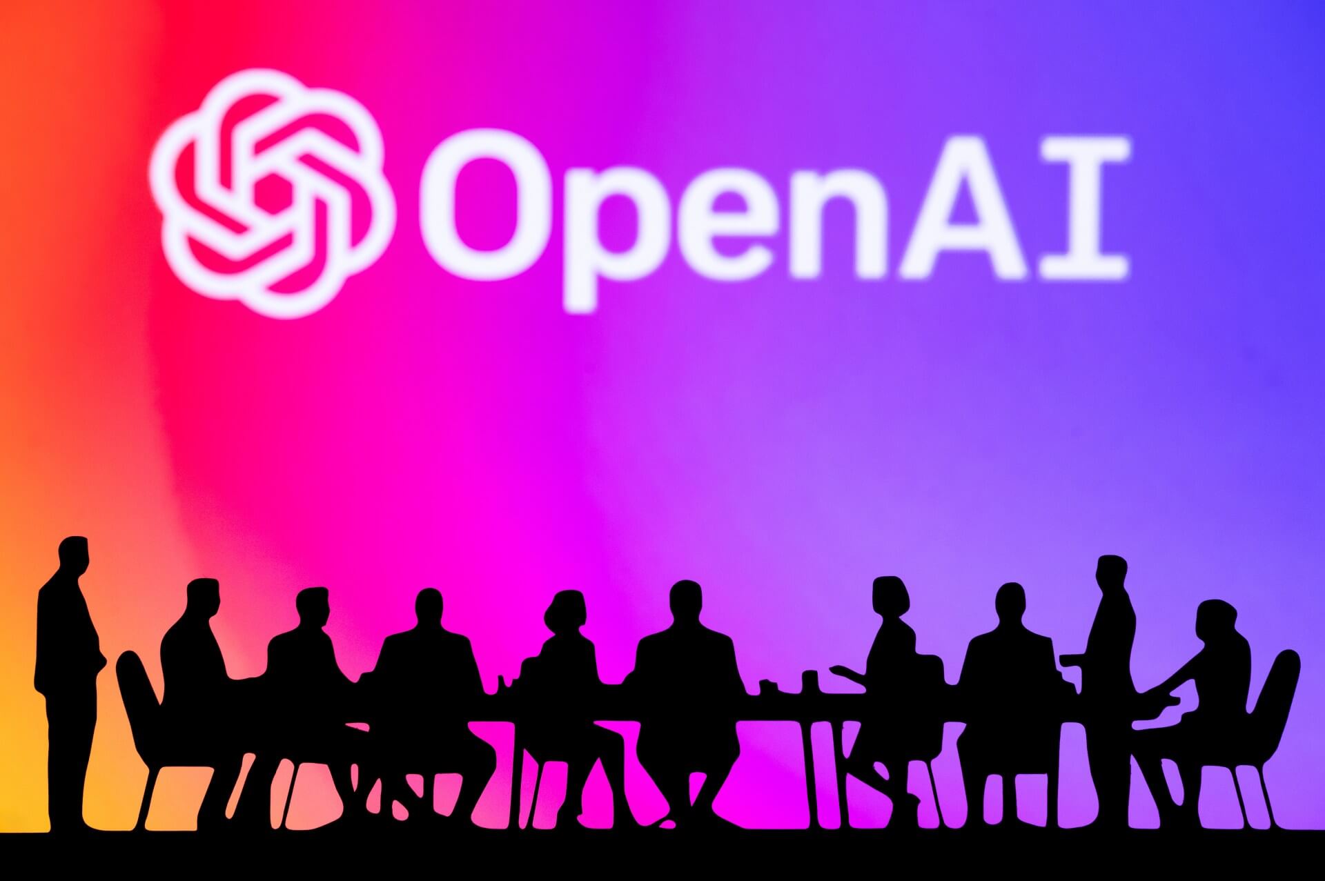 OpenAI ChatGPT Usage Policies; Prompt injection e Agentic AI: ecco l'approccio multilivello di OpenAI per proteggersiintegrata - attacchi informatici con l'AI