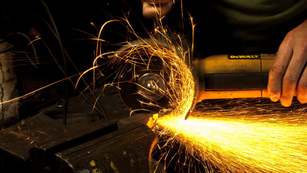 Il settore manifatturiero italiano è sotto la lente del criminal hacking. Perché è quali sono i rimedi