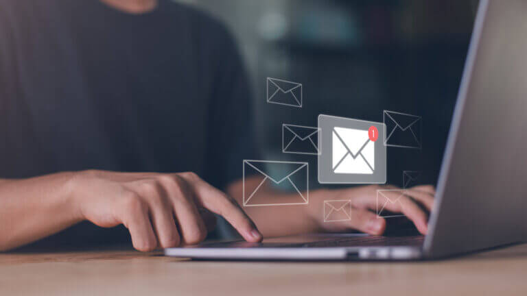Email aziendale e servizi esterni rischi