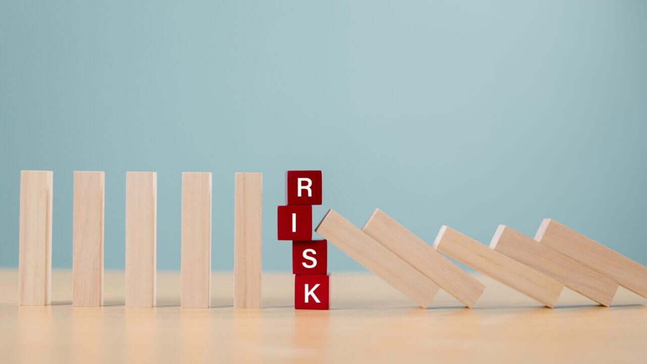 Risk,Assessment,Crisis,Concept.,Financial,Analysis,Solution,,Real,Estate,Business
